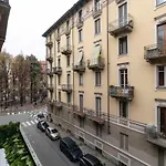 NEW Bright Studio near Piazza San Carlo!