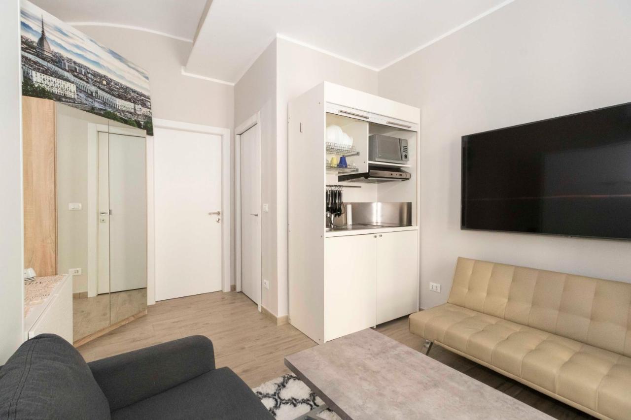 New Bright Studio Near Piazza San Carlo! *