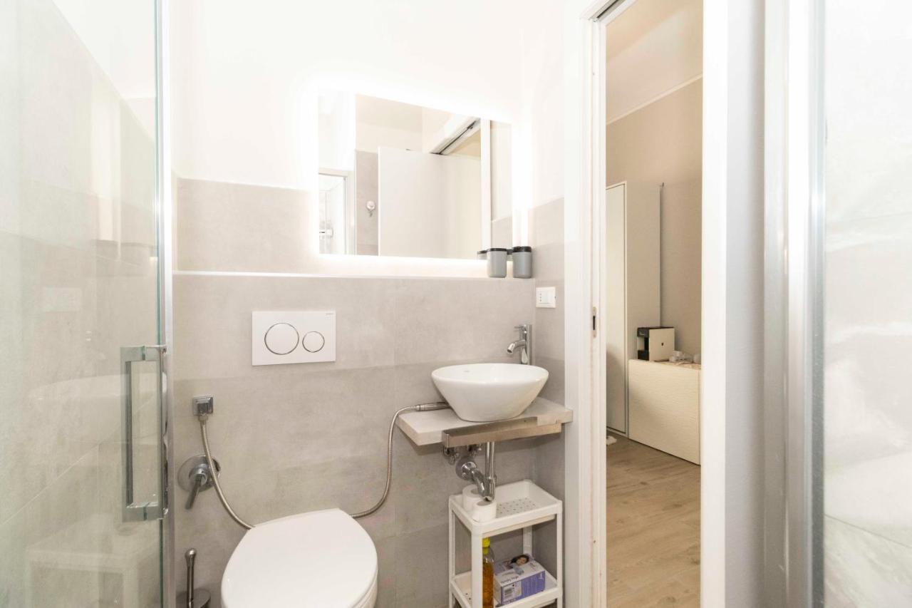 New Bright Studio Near Piazza San Carlo! *