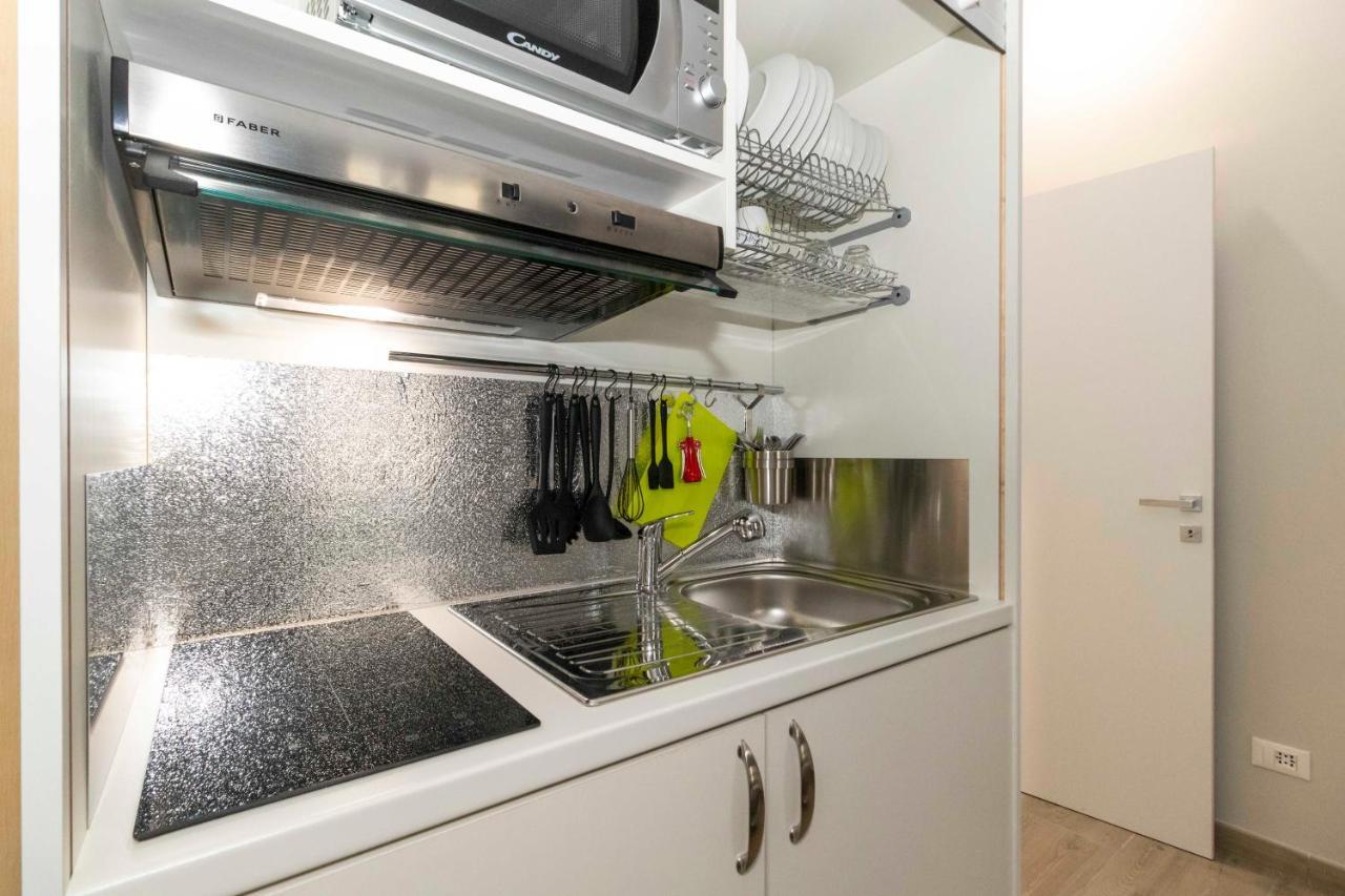 New Bright Studio Near Piazza San Carlo! Appartamento *